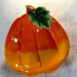 Ganz Pumpkin dish by